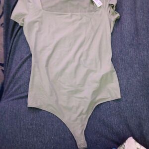 NWT Abercrombie & Fitch Soft Matte Short Sleeve Bodysuit Large Sage Green